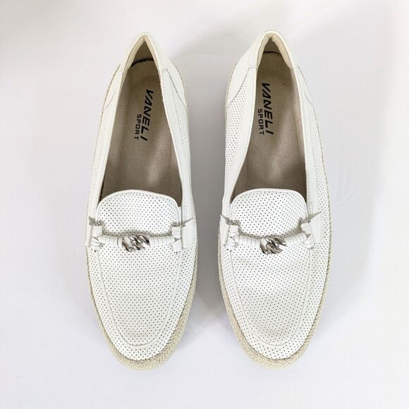 VANELI Quarzi Womens 7.5N (AA) White Perforated Espadrille Loafers Flats Preppy - Picture 2 of 13